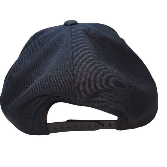 The Classics Yupoong "Thrifter" Snapback Hat One Size - Picture 2 of 5